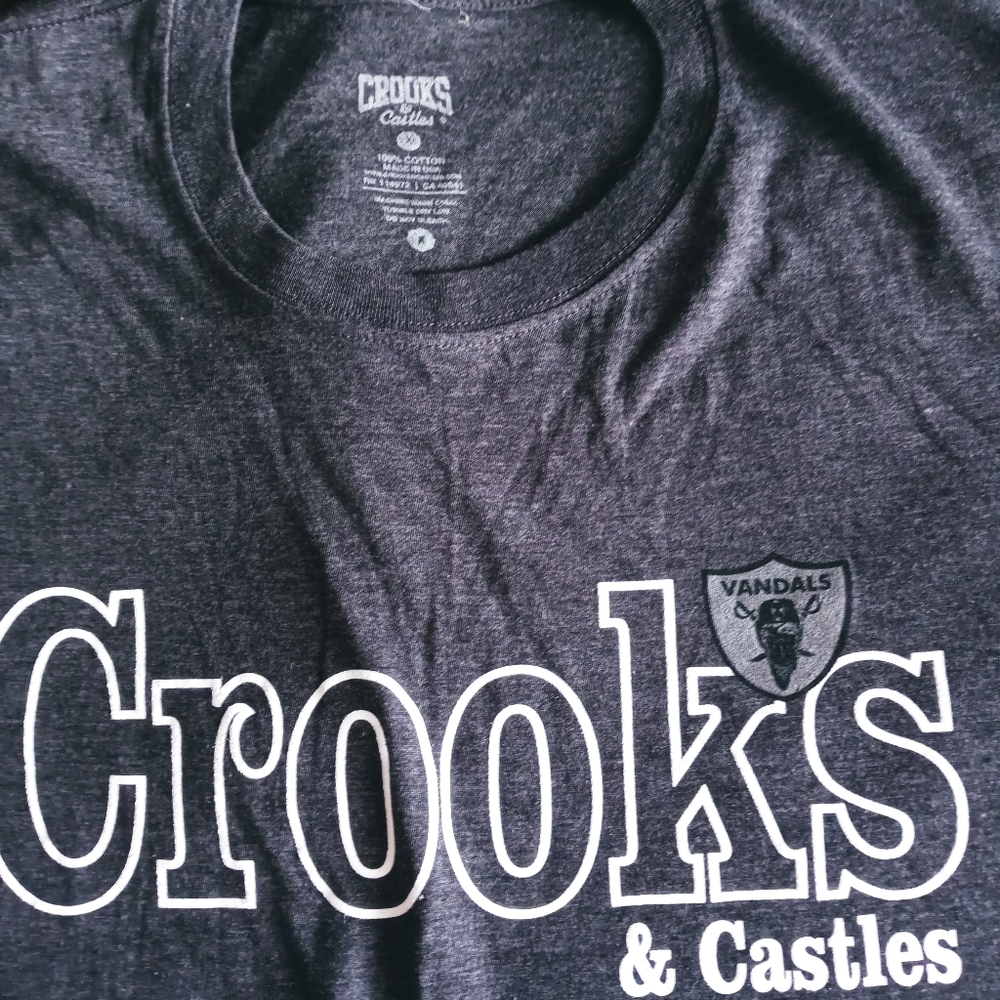 Brand new never worn shirt with out tags